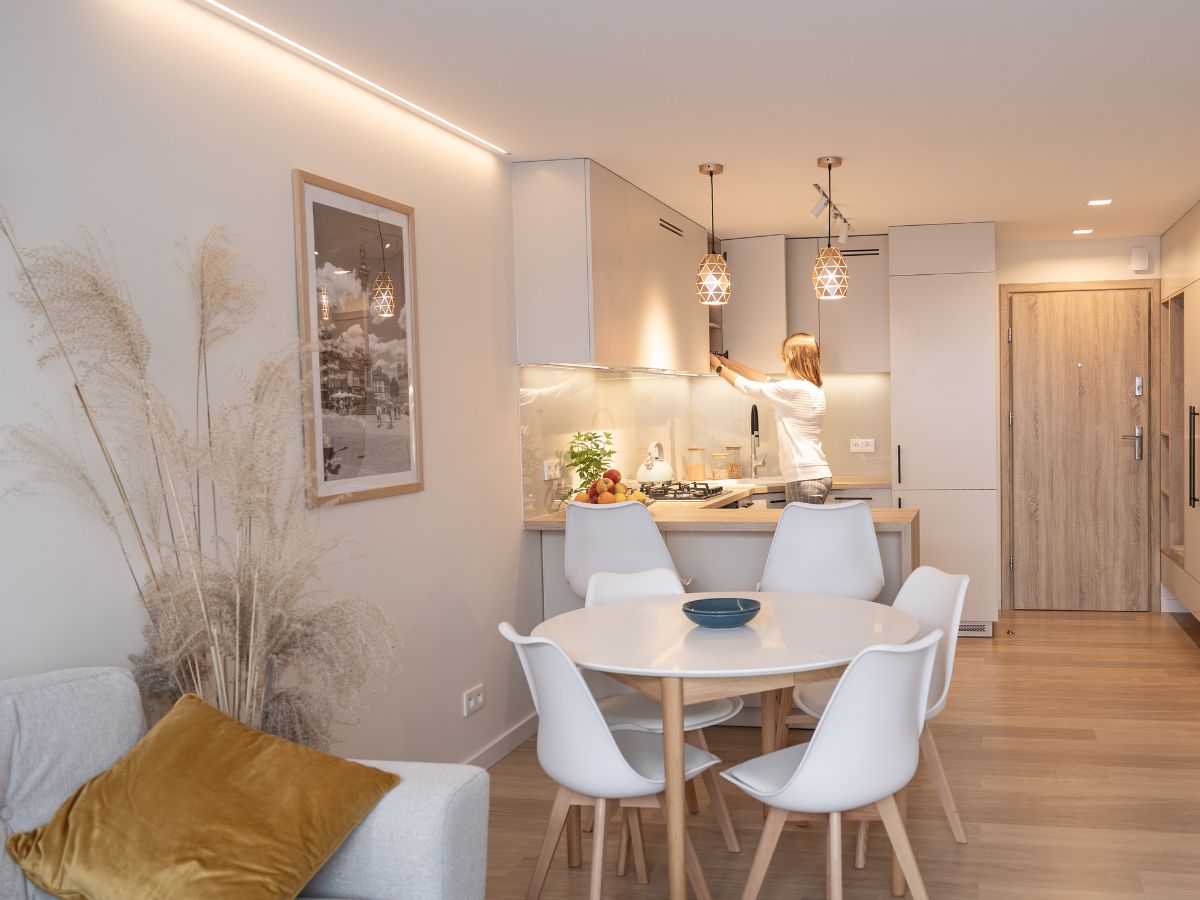 Far far away, behind the word mountains, far from the countries Vokalia and Consonantia, there live the blind texts. Separated they.